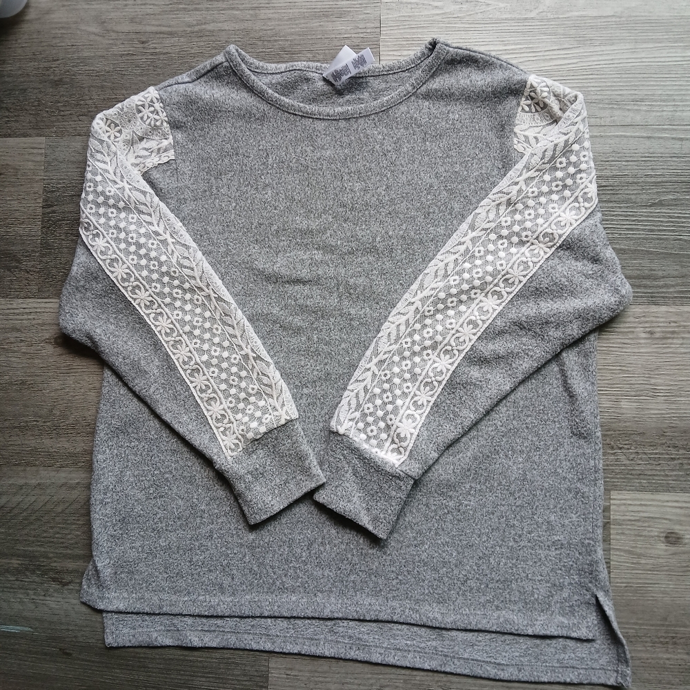 Flora Nikrooz Heather Gray Sweater with Lace Detail Sz‎ M